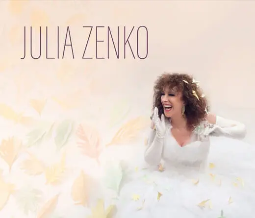 Julia Zenko presenta Vuelvo a Ser Luz, lbum con canciones de grandes compositoras y compositores. 